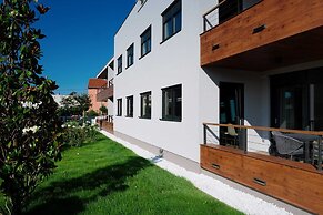 Lena Luxury Apartments