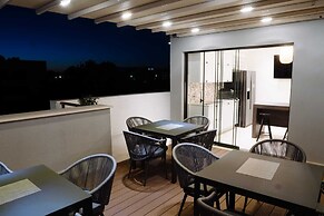 Lena Luxury Apartments