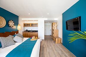 Orient Beach Hotel