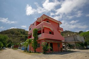 Hotel y Bungalows Bugambilias