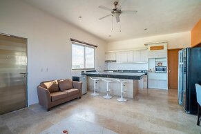 Capital O Cancun International Airport 24/7,