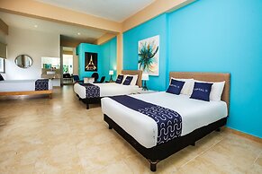 Capital O Cancun International Airport 24/7,