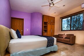 Capital O Cancun International Airport 24/7,