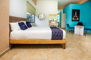 Capital O Cancun International Airport 24/7,