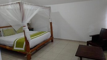 Color Marino Seaside Hotel