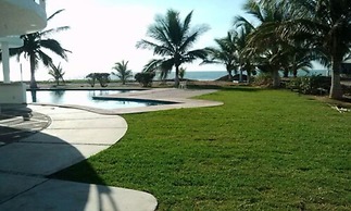 Color Marino Seaside Hotel