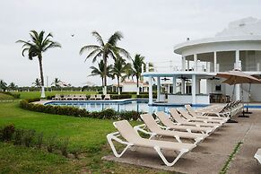 Color Marino Seaside Hotel