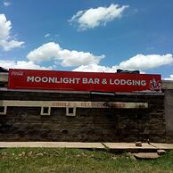 Moonlight Bar & Lodging