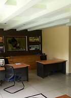 Moonlight Bar & Lodging