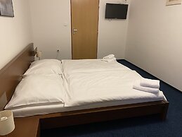 HOTEL CHODOV ASC