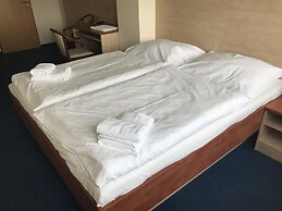 HOTEL CHODOV ASC