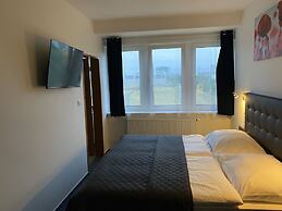 HOTEL CHODOV ASC