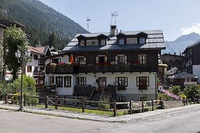 Incanto Walser Apartments PIAZZA
