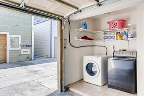 Awesome Family Friendly Beach Home - 1 Block To Ocean - 3BR/2BATH - Se