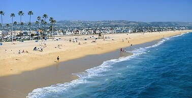 Costa Mesa/Newport - Fast WiFI - Work Stations - Free Parking - Self C