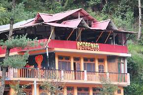 The Hostalgic Jibhi - Hostel