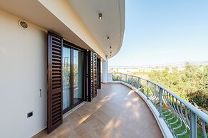 Kahlua Bay Apartments