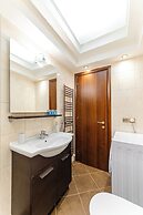 Kahlua Bay Apartments