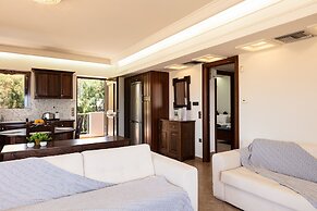 Kahlua Bay Apartments