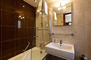 Kahlua Bay Apartments