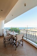 Kahlua Bay Apartments