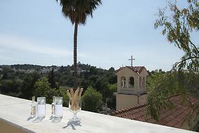 Beautiful City Suites