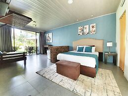 Yellow Tree Suites