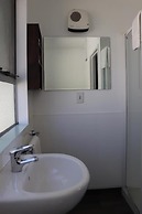 Lakes Edge Holiday Park