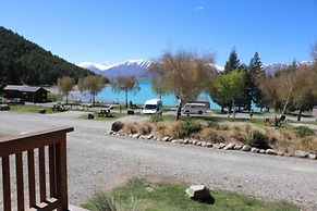 Lakes Edge Holiday Park