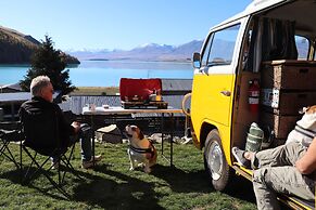 Lakes Edge Holiday Park