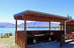 Lakes Edge Holiday Park