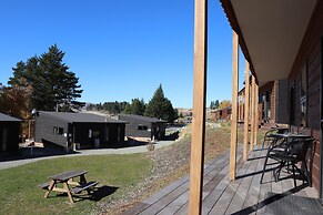 Lakes Edge Holiday Park