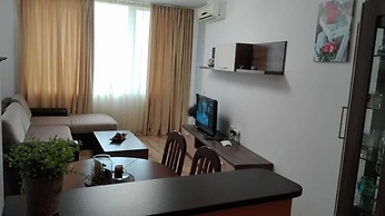 Sunny Apartment in Burgas