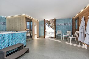 Chalet Oliver by Skinetworks