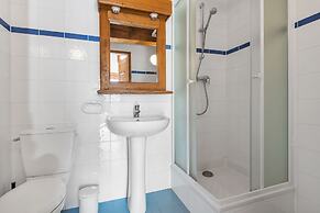 Chalet Oliver by Skinetworks