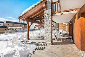Chalet Oliver by Skinetworks