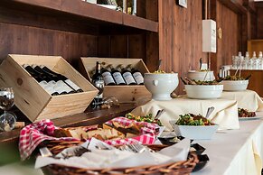 Klubhotel Le Refuge by Skinetworks