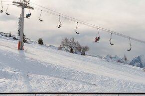 Klubhotel Le Refuge by Skinetworks