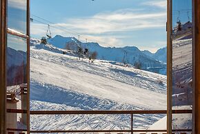 Klubhotel Le Refuge by Skinetworks