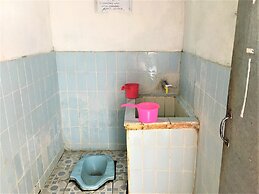 Tambak Bayan Guesthouse