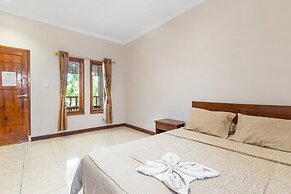 Sawarna Little Hula Hula