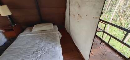 Seribu Batu Songgo Langit Resort & Camp