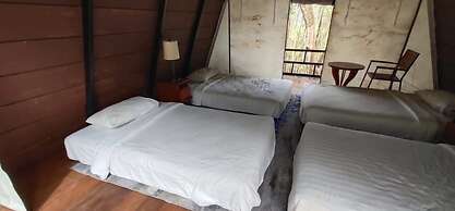 Seribu Batu Songgo Langit Resort & Camp