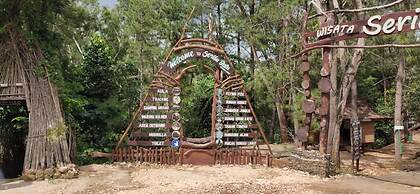 Seribu Batu Songgo Langit Resort & Camp