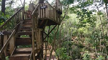 Seribu Batu Songgo Langit Resort & Camp