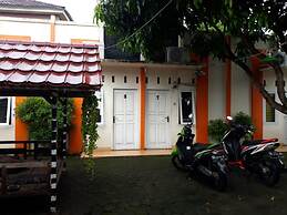 Dedy Kost