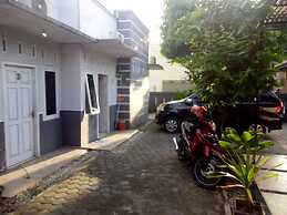 Dedy Kost