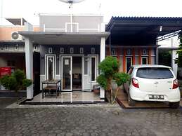 Dedy Kost