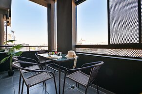 Thisean Modern Suites by Athens Stay