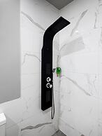 Thisean Modern Suites by Athens Stay